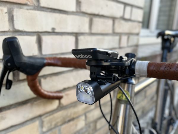 APOLLO 2000 Scheinwerfer / schwarz / 2000 Lumen, USB-C