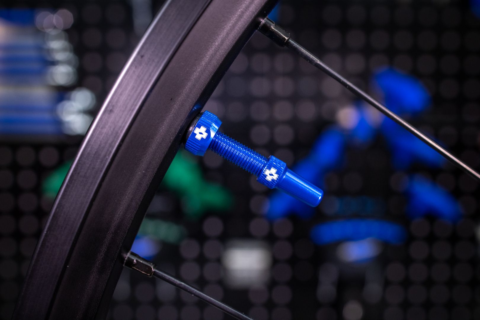 V2 Tubeless Ventil Kit / Blue / 44 mm