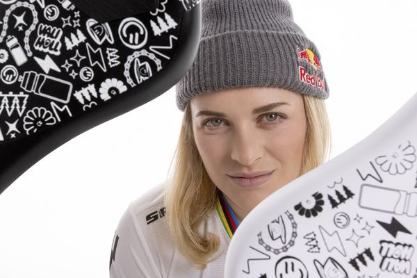 Sattel SM Downhill Comp Vali Höll Edition / white