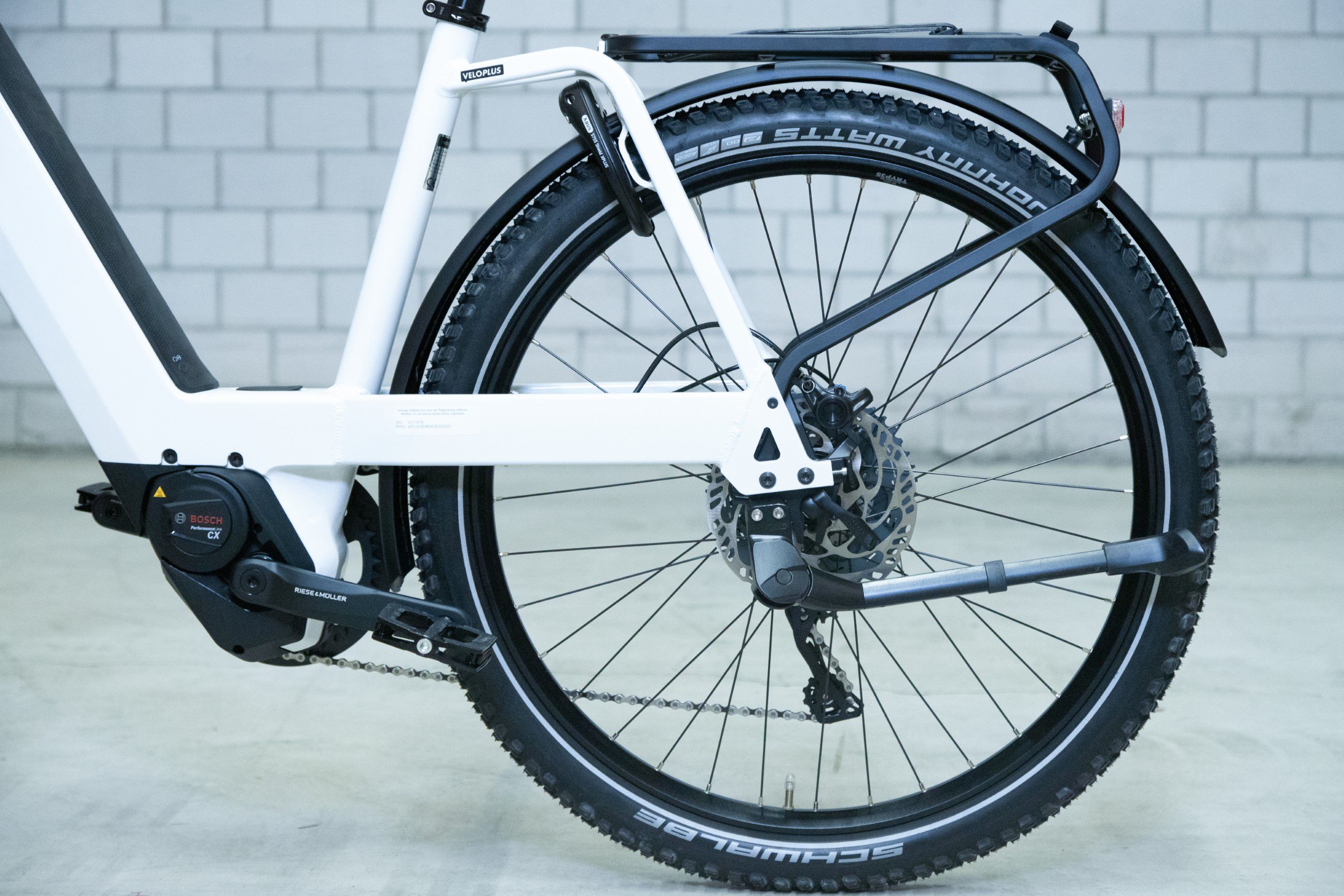 NEVO4 GT TOURING E-City- und Alltagsvelo / pure white / 56 CM