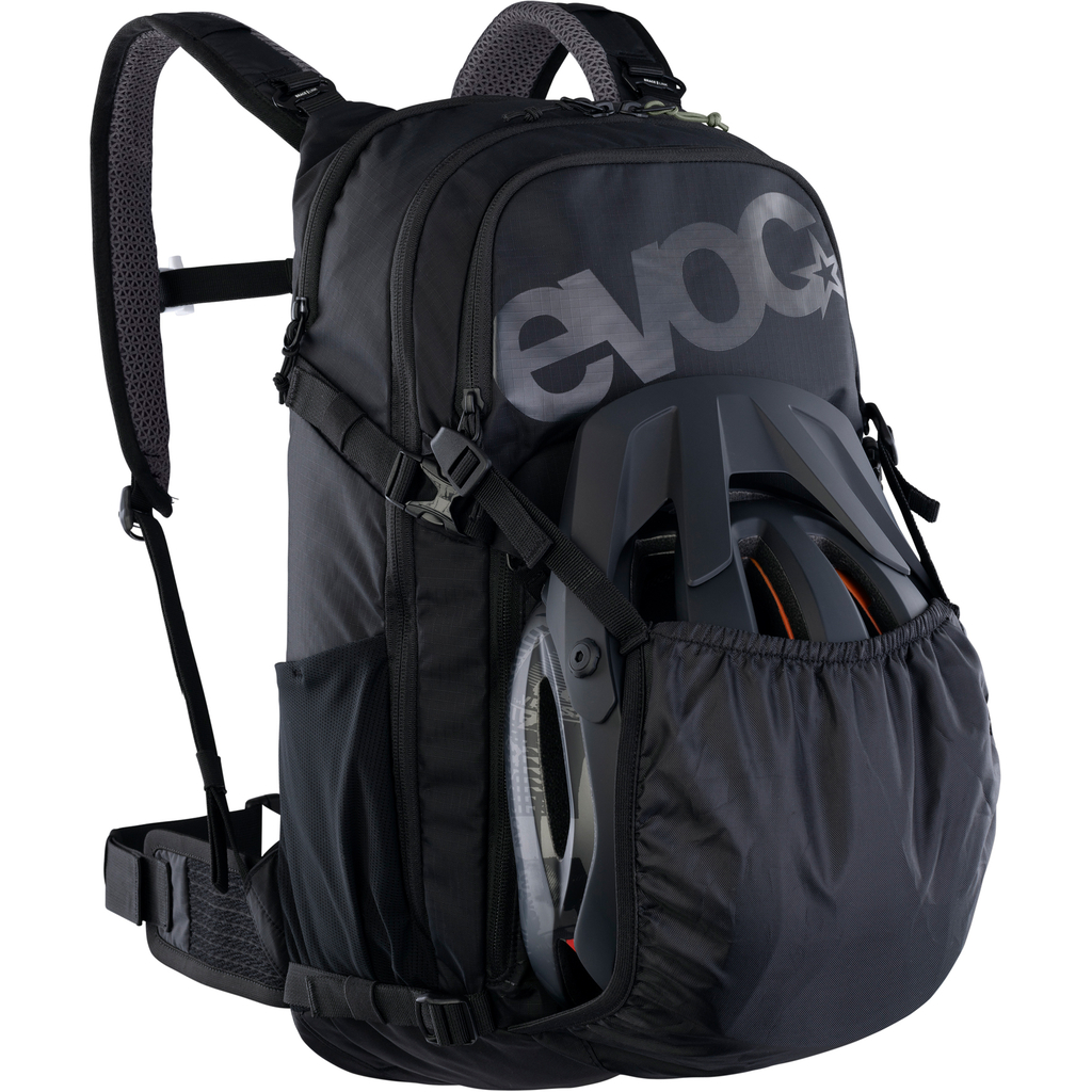 Stage 18L Backpack / black