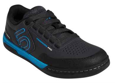 MTB-Schuhe All-Mountain und Touren - FREERIDER PRO Damen-Flatpedal-Schuhe (hellblau/schwarz) von FIVE TEN