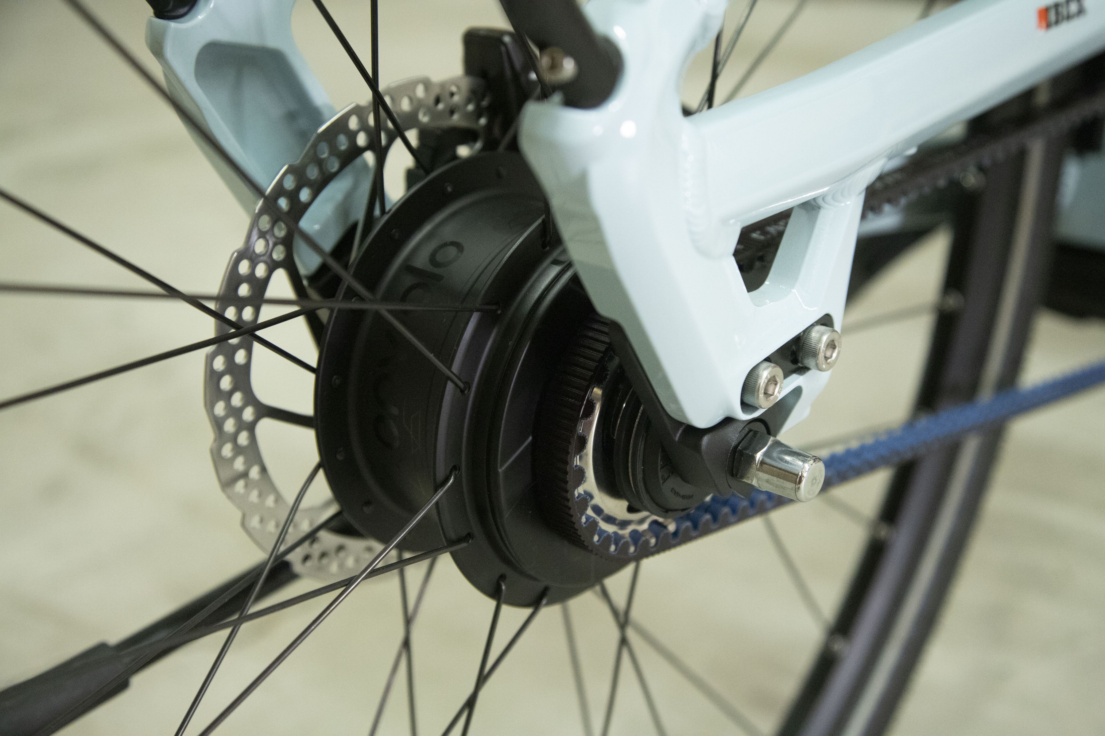 eCOMFORT NEO+ e-City- und Alltagsvelo / milk blue / 47 CM