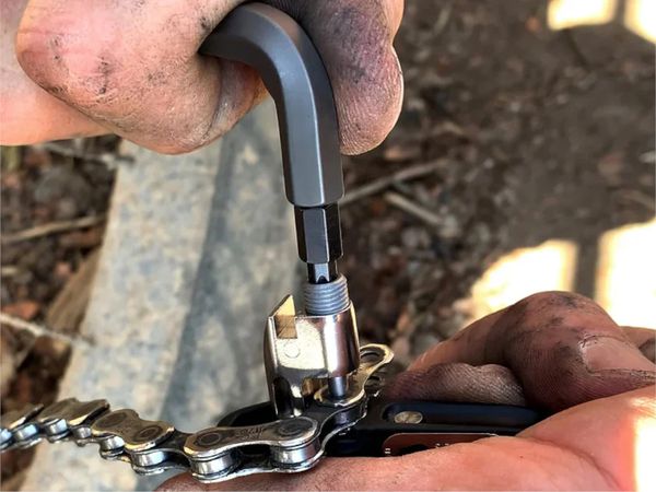 COWORKING mit Tubeless Tool , Erweiterung zu ESSENTIAL8 / black / 6 FUNKTIONEN