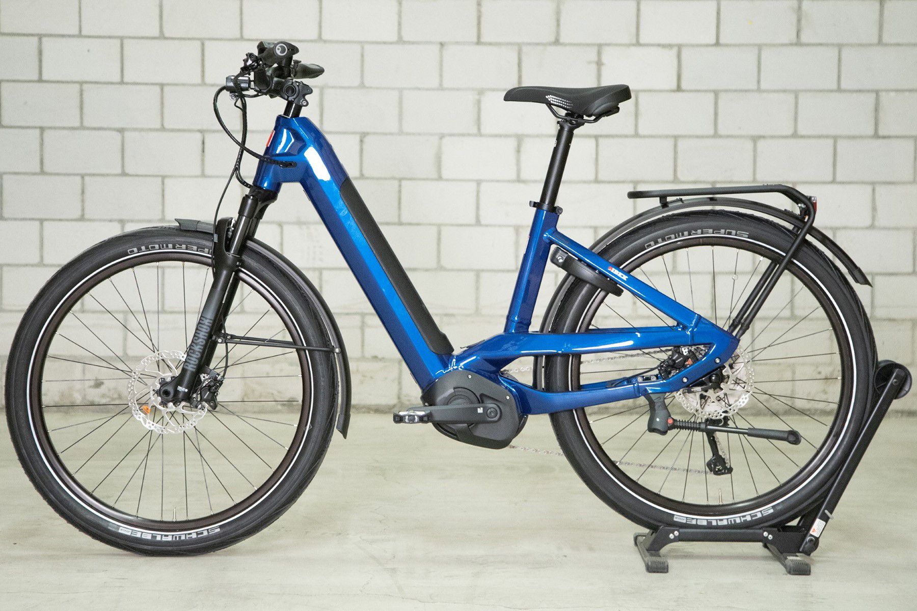 eMISSION NEO+ E-City- und Alltagsvelo / saphir blue gloss / 50 CM