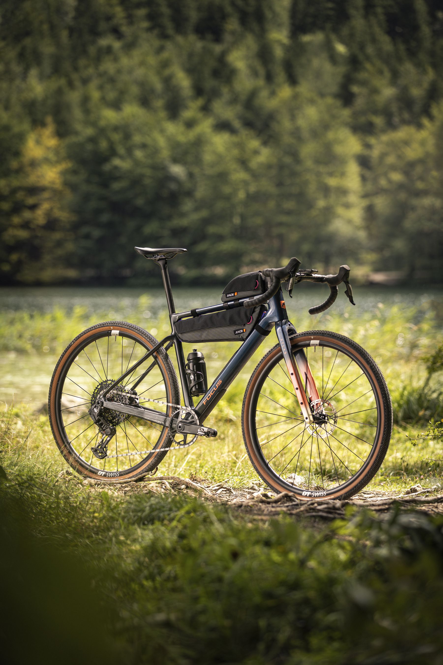 ATLAS 8.8 Gravelbike / Azurblue/Diamondblack / S