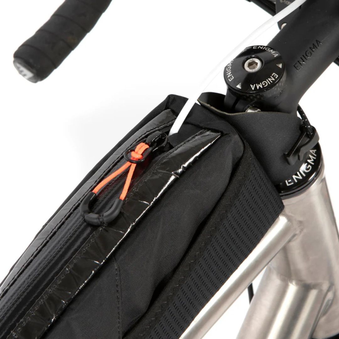 Race Top Tube Bag / Medium / 11 x 37 x 4.5 cm, 1.5 l