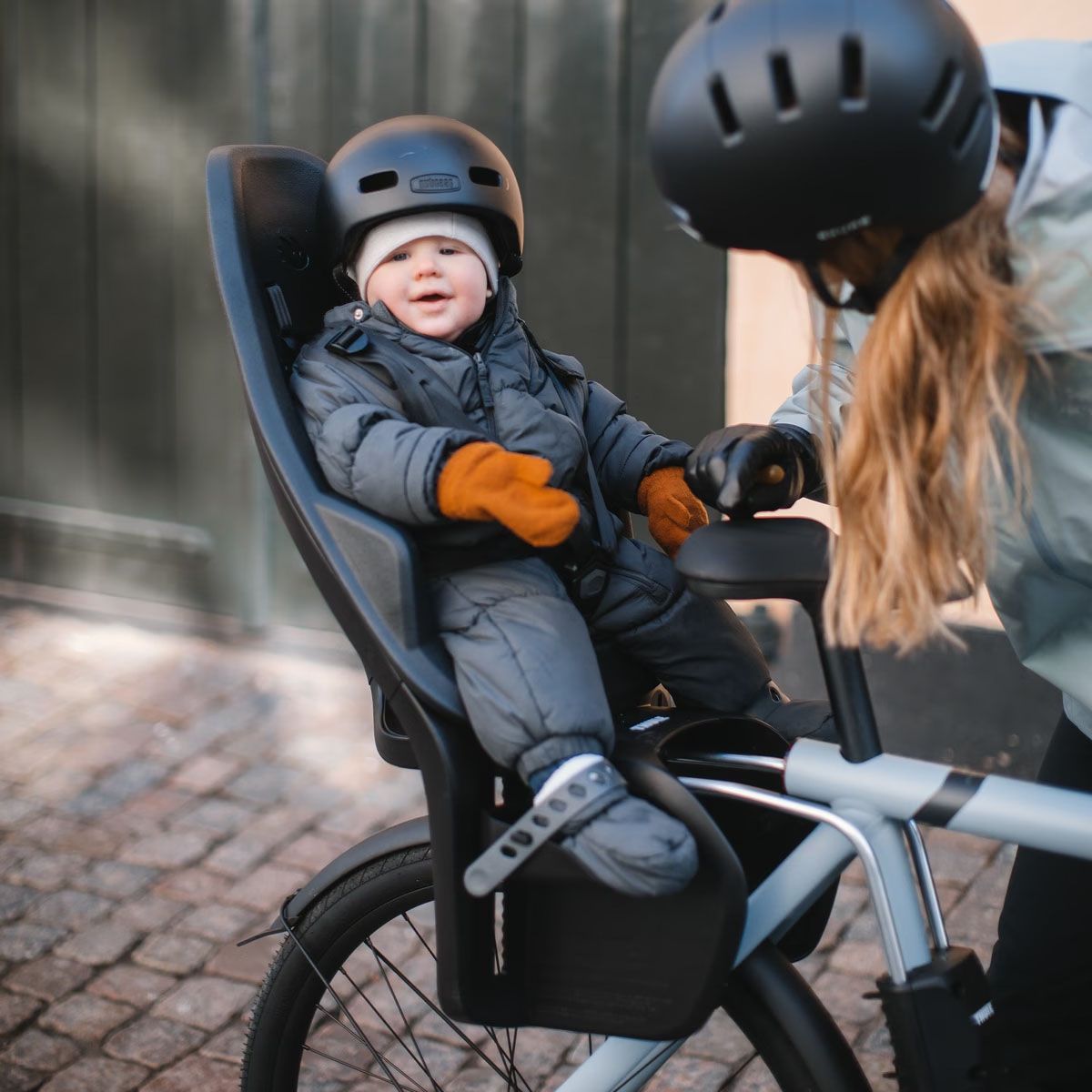 THULE YEPP 2 MAXI RH Kindersitz / schwarz