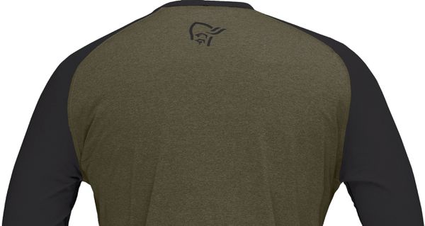 FJØRÅ  EQUALISER Herren-Langarmshirt / olive night / M