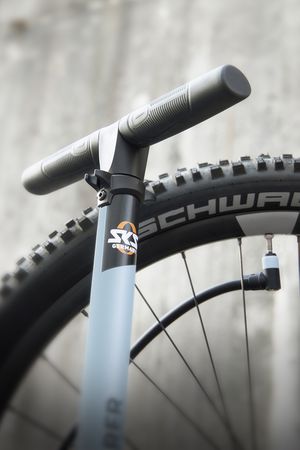 Standpumpe Air-X-Plorer 10.0 Clik Valve / schwarz-sky blue