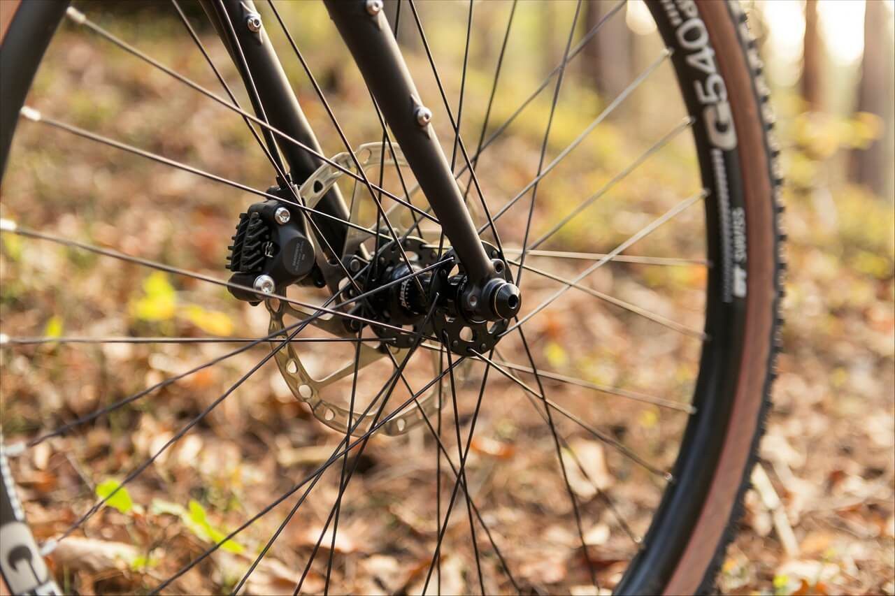 VASCO 28 SELECT 22.2 Gravelbike / oliva metallic matt / M