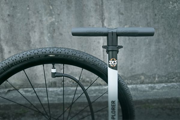 Standpumpe Air-X-Plorer 10.0 Clik Valve / schwarz-sky blue