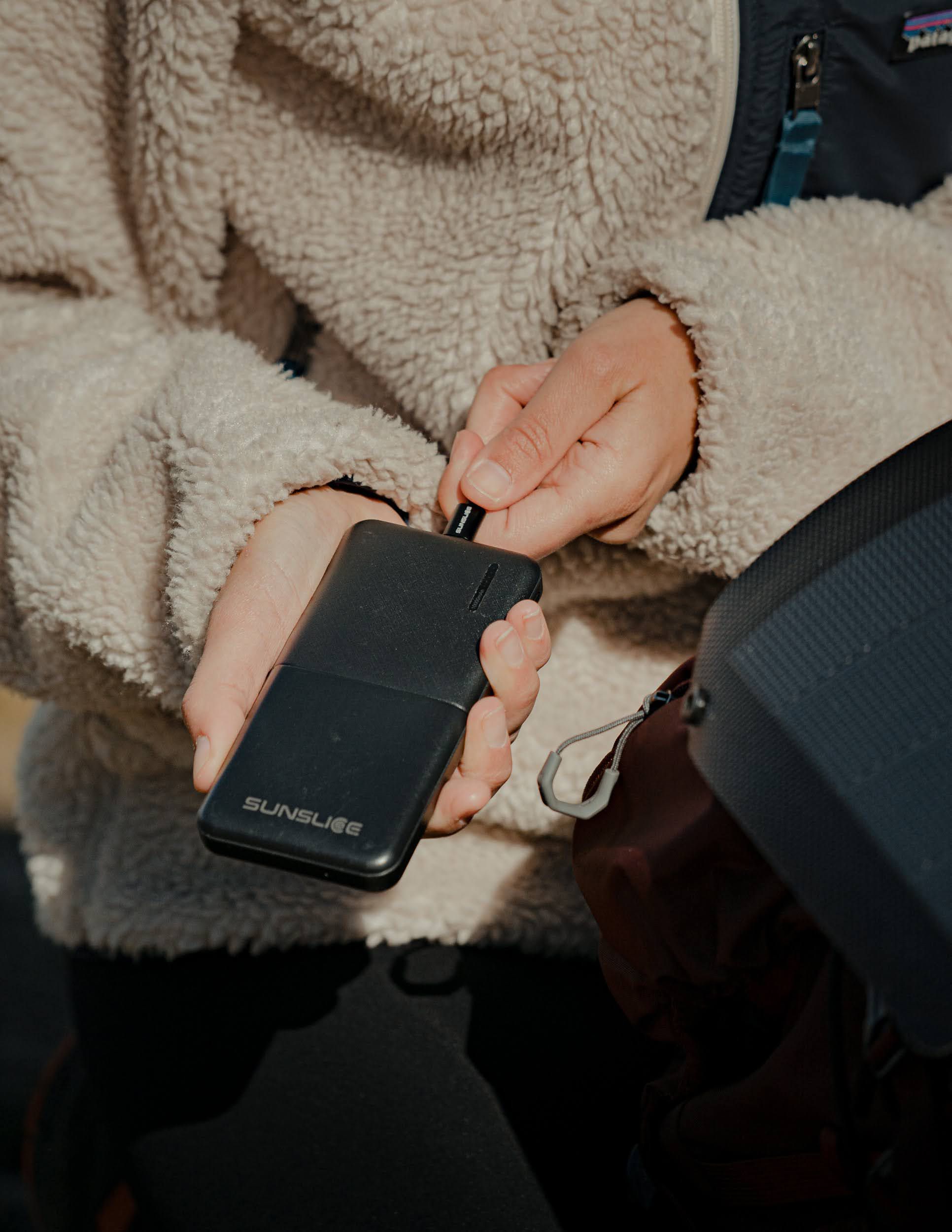 GRAVITY Powerbank / black / 10000mAh, 37W Output: 15W
