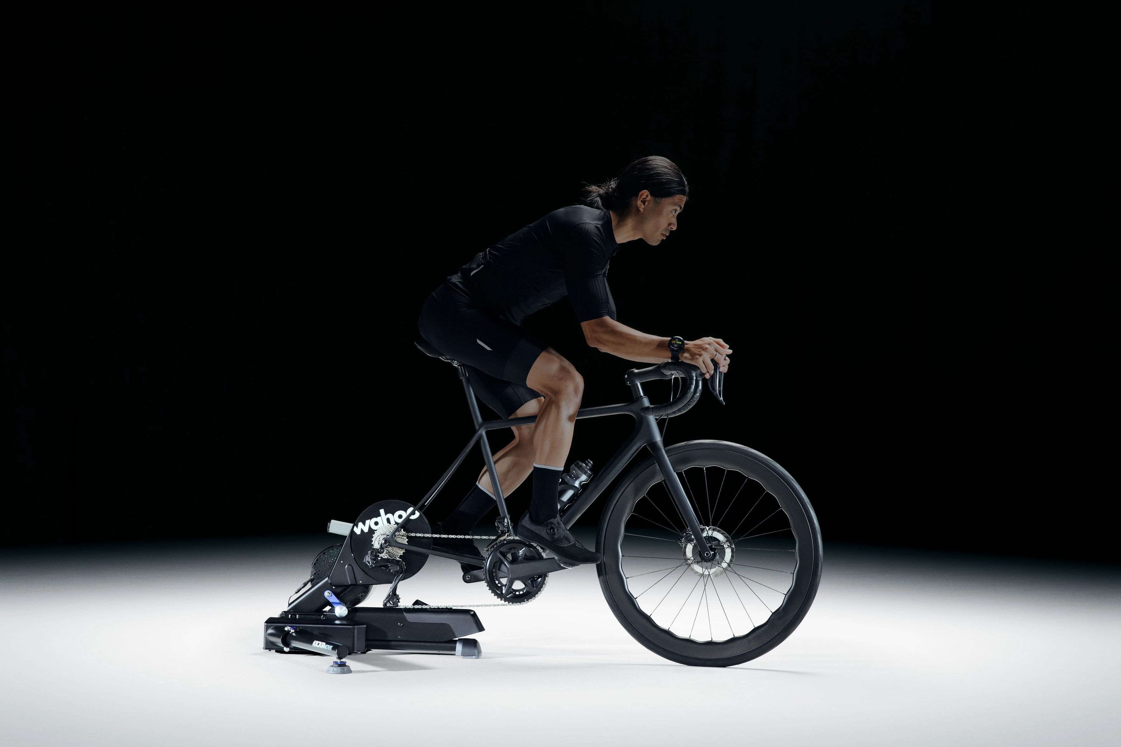 KICKR MOVE WiFi Hometrainer Direktantrieb / schwarz