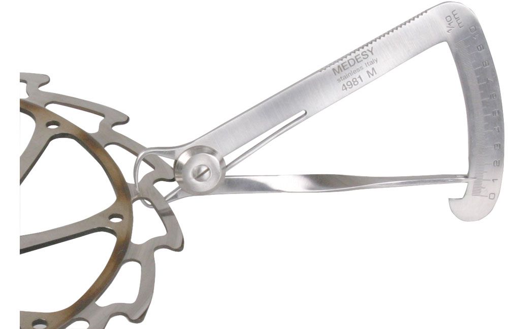 BREMSSCHEIBEN- und FELGEN-FLANKEN-LEHRE