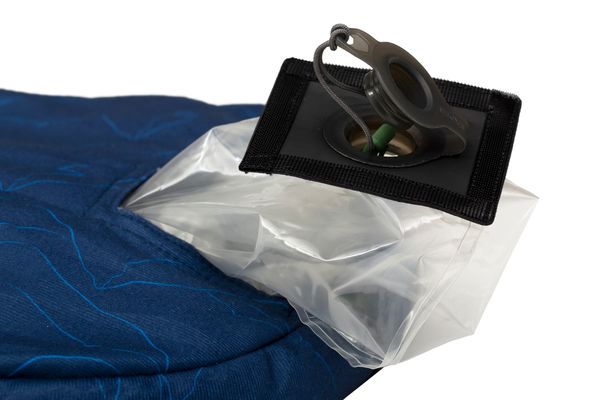 DOWN PILLOW Reisekissen / cypress / M
