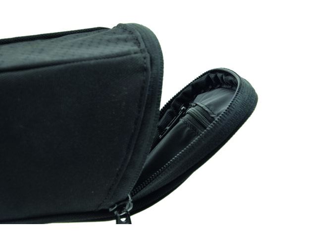 Essentials Saddlebag Medium black / black