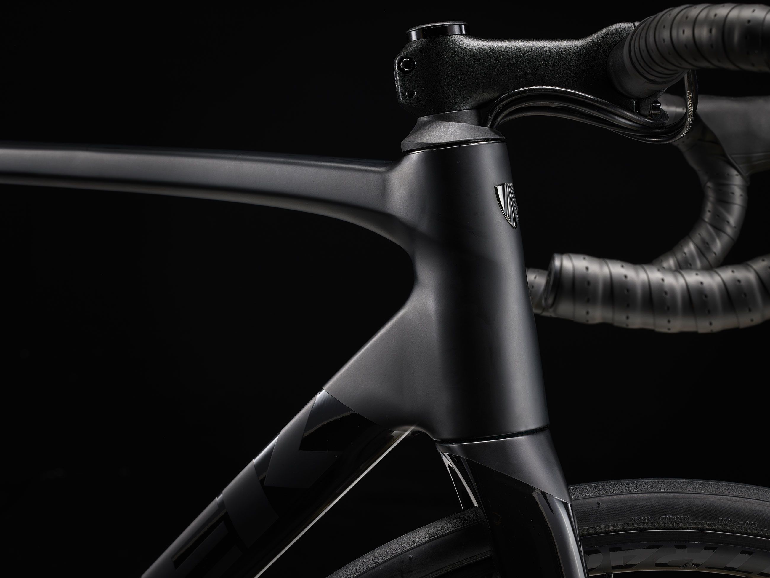 ÉMONDA ALR 5 black Rennvelo / trek black / 56 CM
