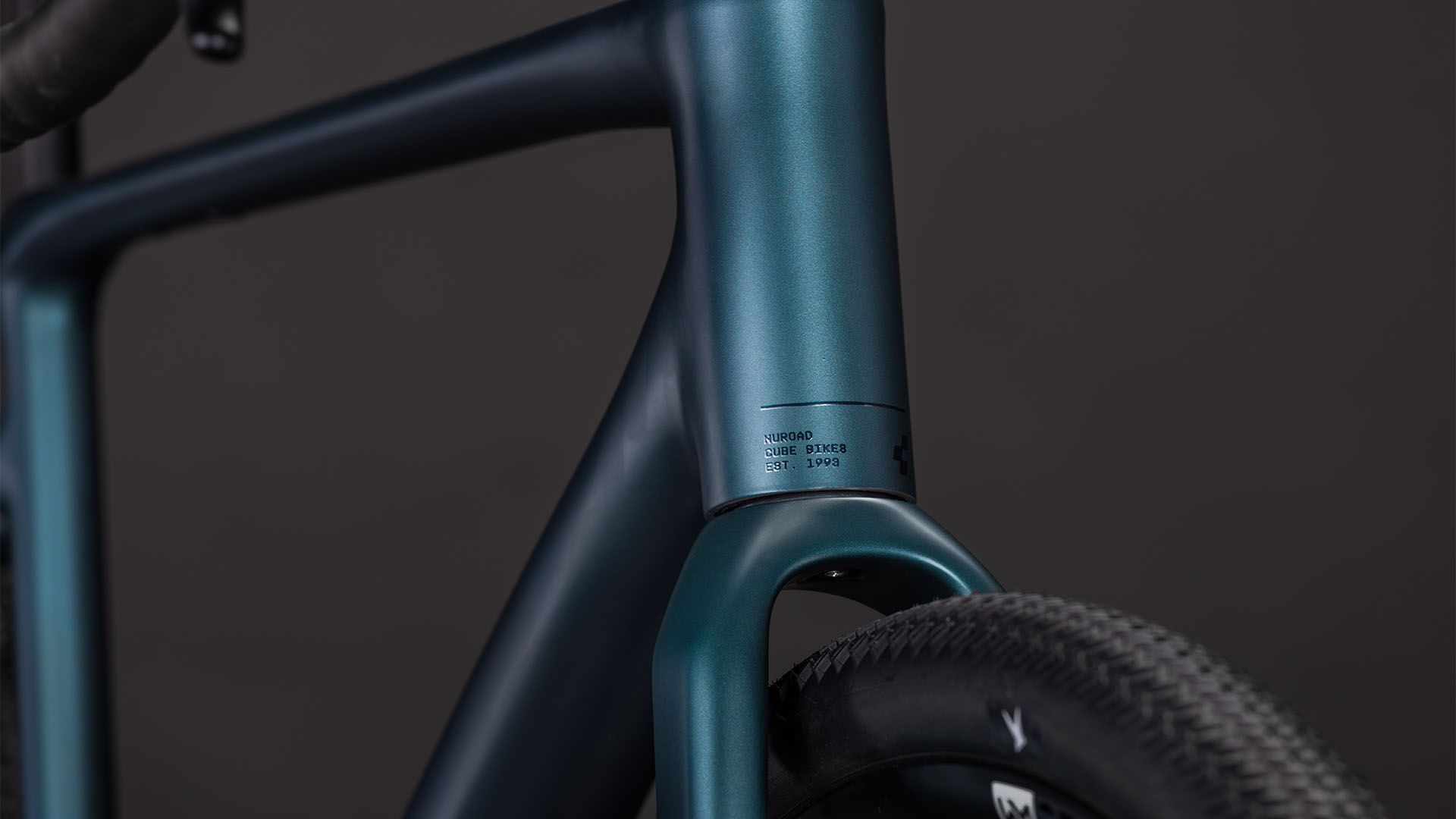 NUROAD RACE Gravelbike / royalgreen / XS