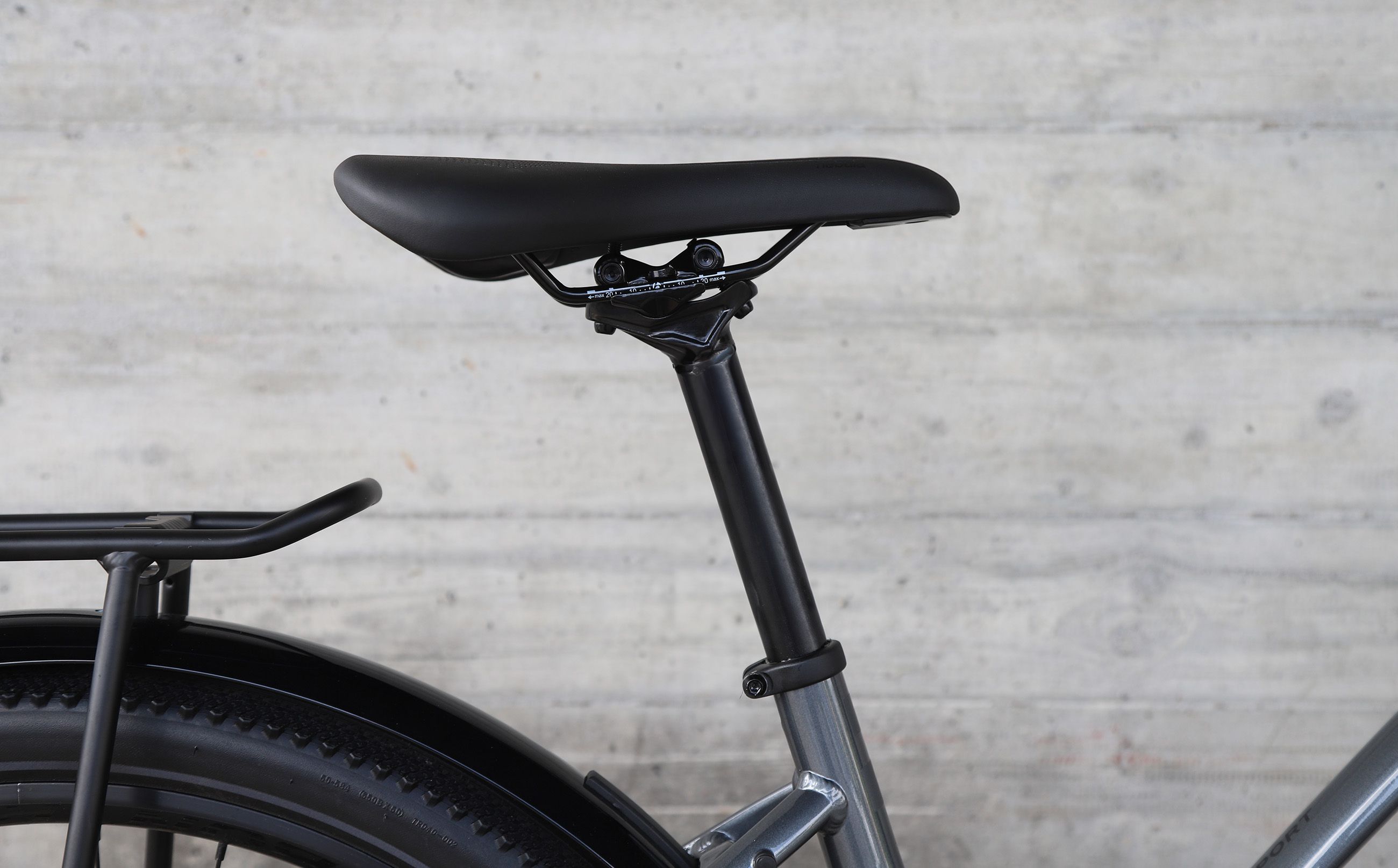 DUAL SPORT EQ Stagger Gen 5 City- und Alltagsvelo / galactic grey / S