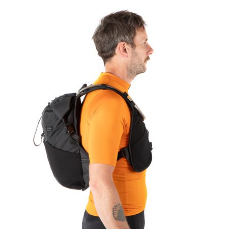 Rolltop Hydration Vest / schwarz / S/M
