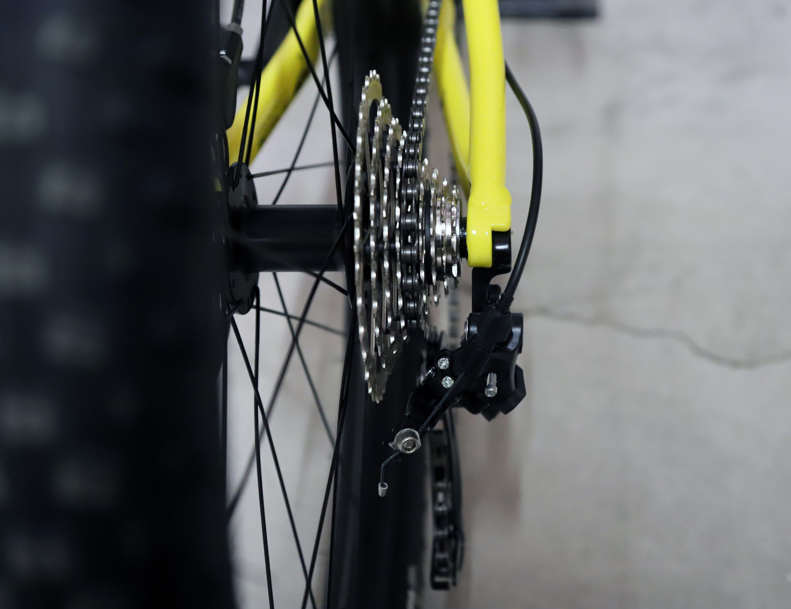 HILL BILL 24 MK2 Kinder- und Jugendvelo / yellow / 24 ZOLL