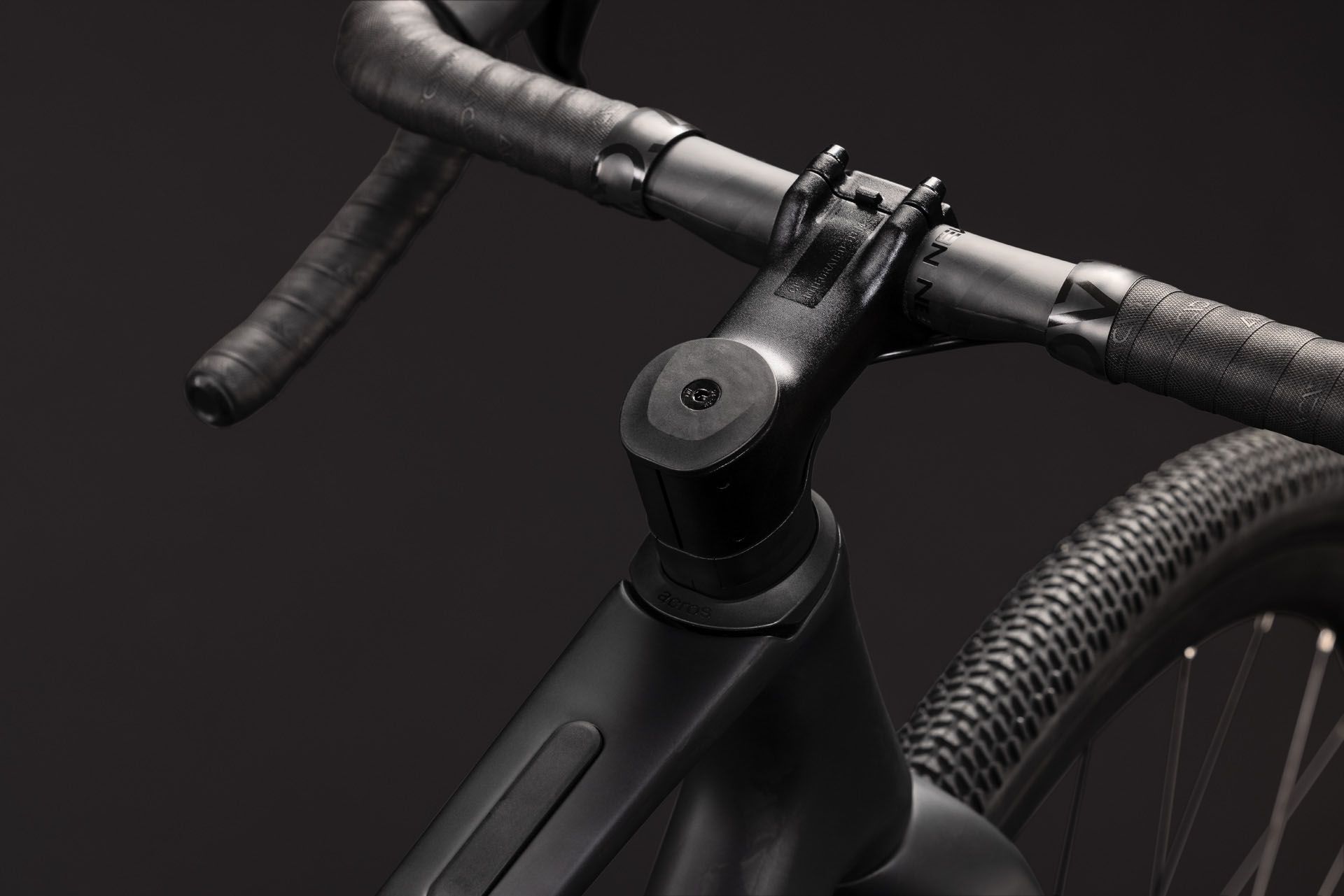 NUROAD C:62 ONE Gravelbike / carbon shiftverde / M