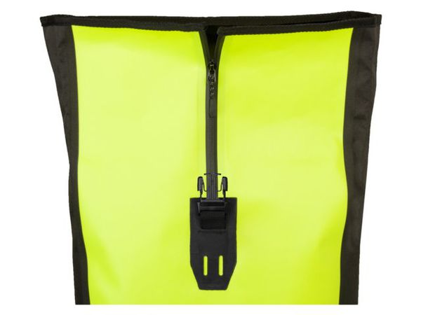 Backpack SHELTER Large / neon yellow