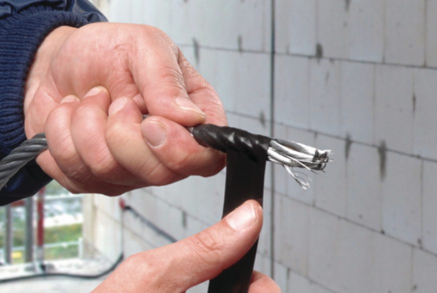 EXTREME REPAIR 25mm x 3m / schwarz