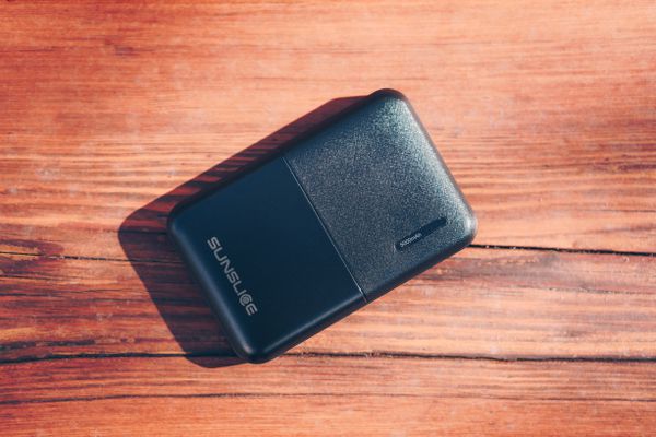GRAVITY Powerbank / black / 5000mAh, 16.5W