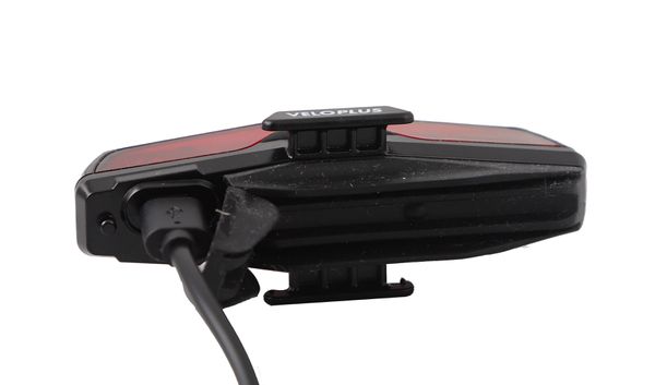SEITWÄRTS Rücklicht / schwarz / 50 Lumen, micro USB