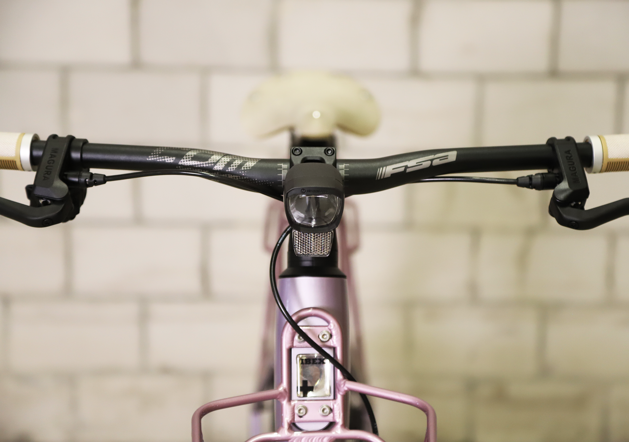 INDY LIFE Para City- und Alltagsvelos / lavendel glanz / 48 CM