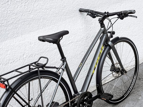 FX 2 DISC EQ STAGGER City- und Alltagsvelo / satin lithium grey / M