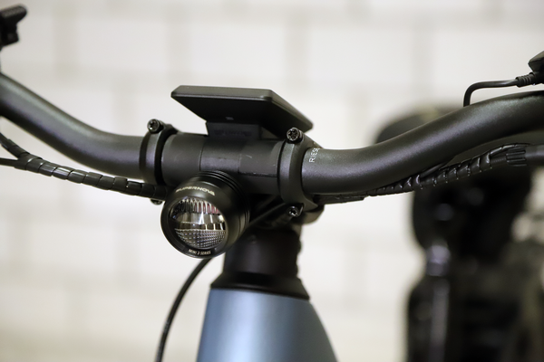 NEVO5 TOURING E-City- u. Alltagsvelo / Ice Blue / 40 CM