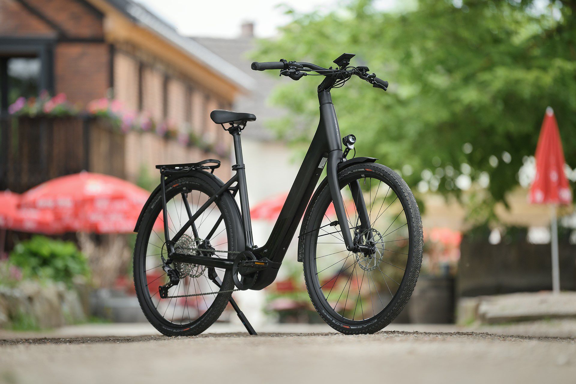 KATHMANDU HYBRID C:62 E-City- und Alltagsvelo / carbon black / 58 CM
