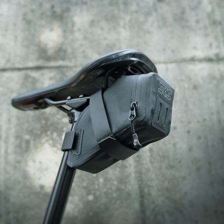 Satteltasche Race Saddle Bag / schwarz / 400 ml, 160 mm, 90 mm