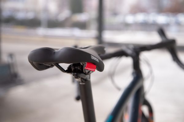 ARTEMIS LIGHT Sattel / schwarz / 135mm