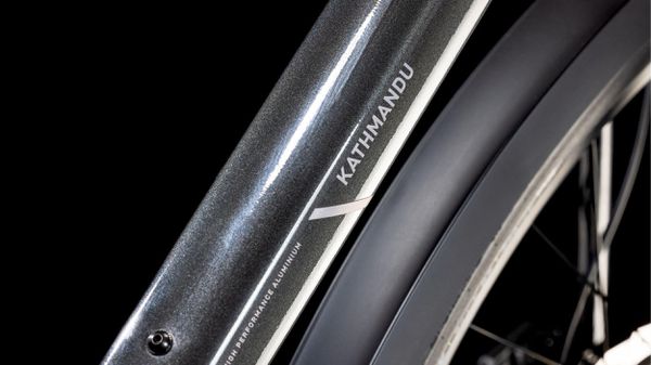KATHMANDU PRO 2025 City- und Alltagsvelo / grey'n'lunar / 62 CM