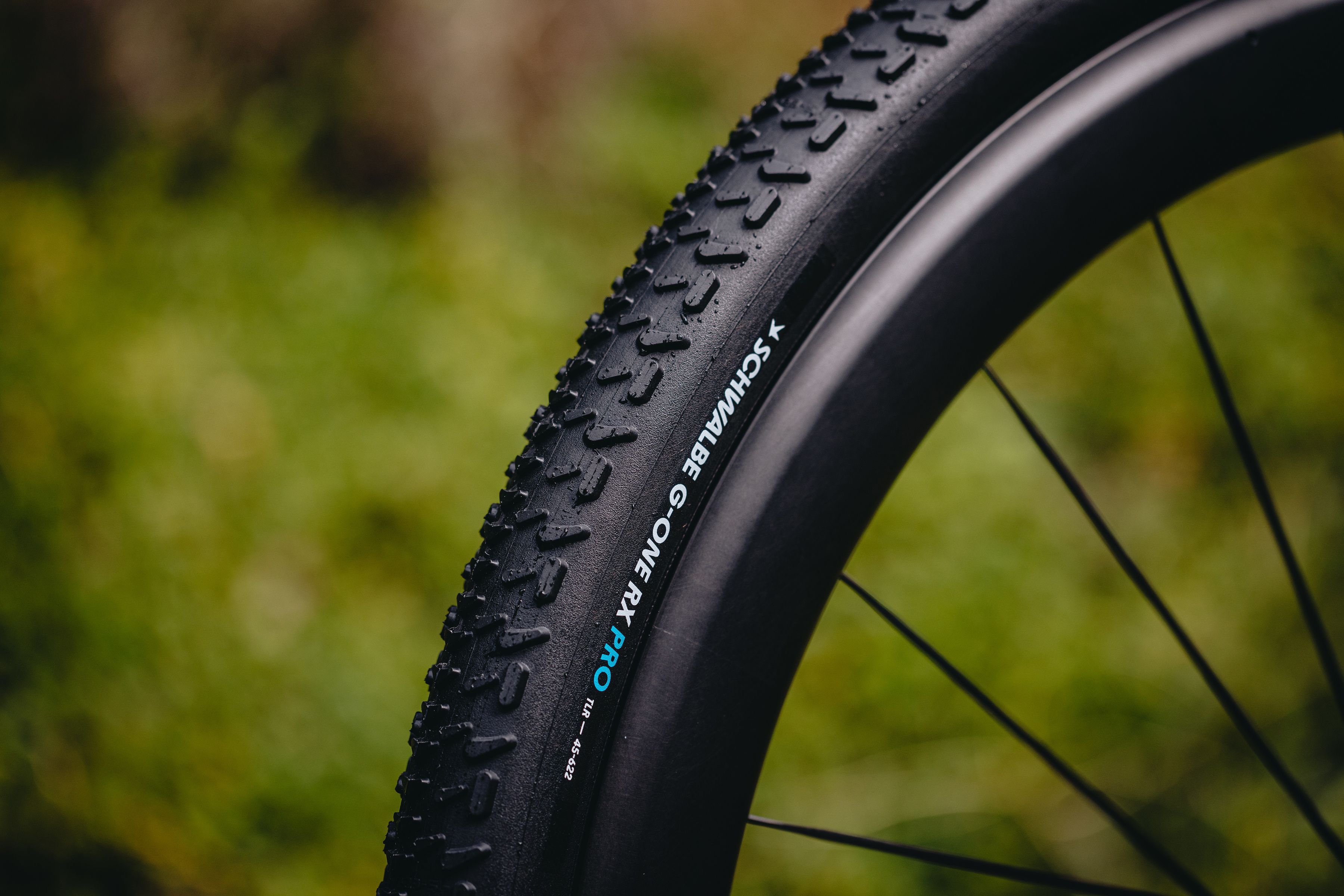 Pneu G-One RX / black / 700x40C, 40-622, 520 g