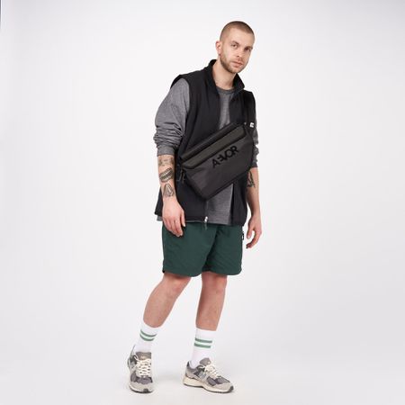 FRAME BAG L Umhängetasche / schwarz / 4.5L