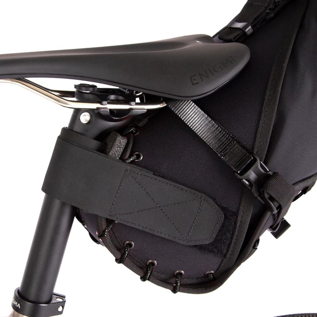 Saddle Bag 8 litres Black / schwarz / 40 x 16 x 16 cm, 8 l