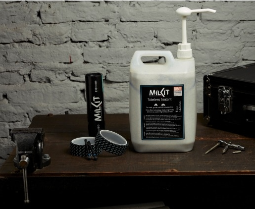 SEALANT MILKIT Tubeless Dichtmilch Kanister / Weiss / 5L