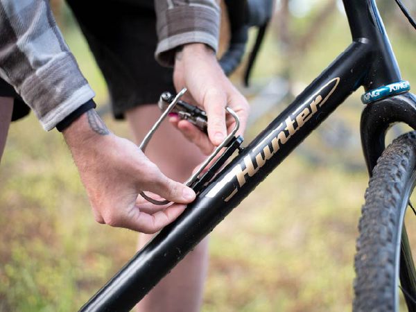 SCOUT BIKE ALARM Bluetooth-Tracker / schwarz