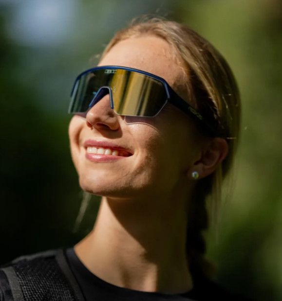 ERVO Sportbrille / gold blue