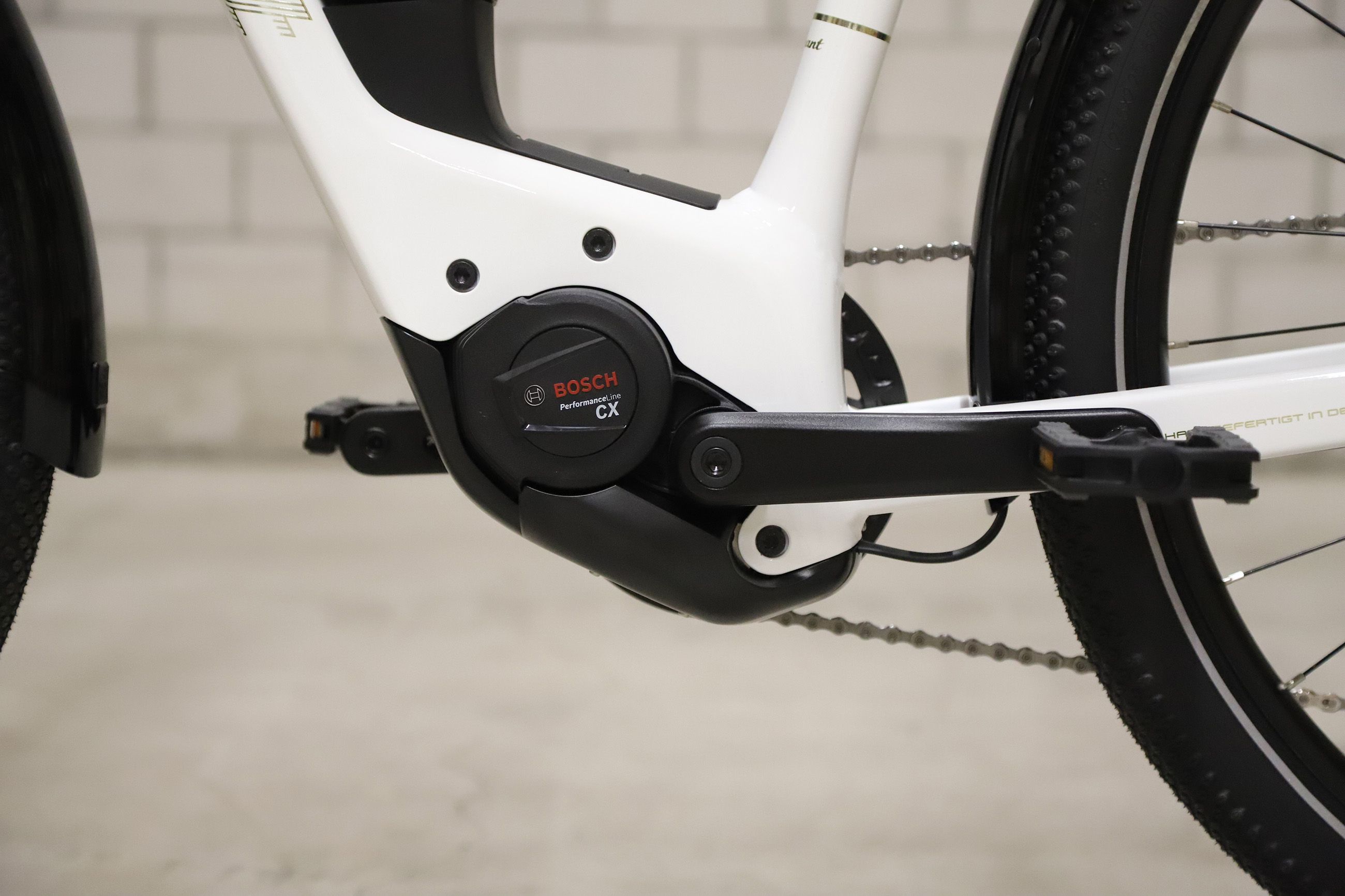 ZING GEN 2 mittel E-City- und Alltagvelo / weiss / L
