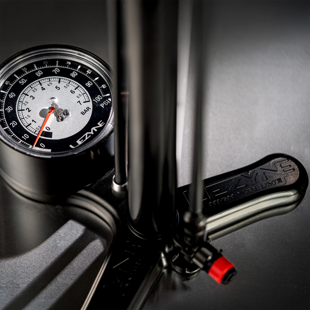 Clik™ Floor Drive HV / black