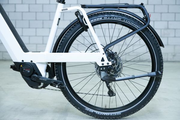 NEVO4 GT TOURING E-City- und Alltagsvelo / pure white / 56 CM
