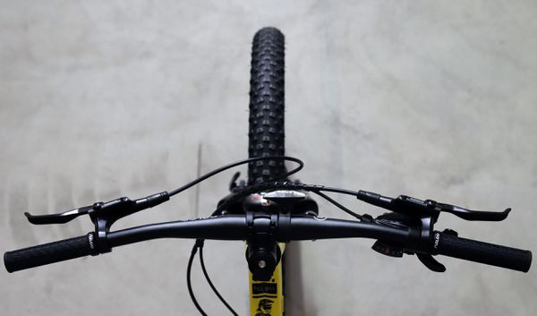HILL BILL 24 MK2 Kinder- und Jugendvelo / yellow / 24 ZOLL