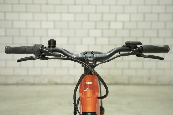 eMISSION  NEO+ Riemen E-City- und Alltagsvelo / sunset orange / 46 CM
