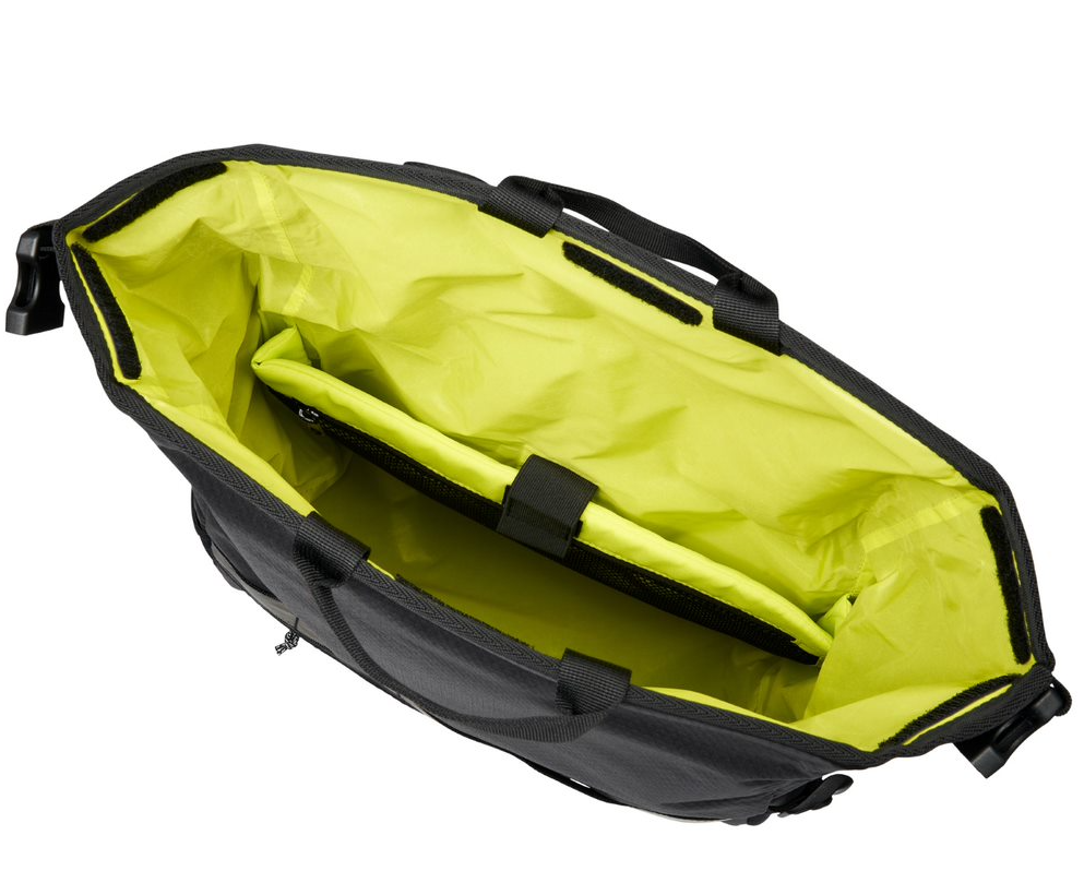TRIPLE BIKE BAG Velo-/Umhängetasche / schwarz / 24L